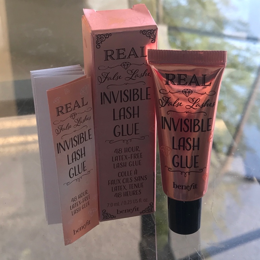 NEW “REAL Invisible Lash glue” Benefit 5/$25 💋